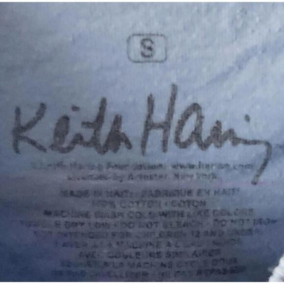 Rare Keith Haring three eyed smiling face tee shirt small NWOT - Picture 3 of 3